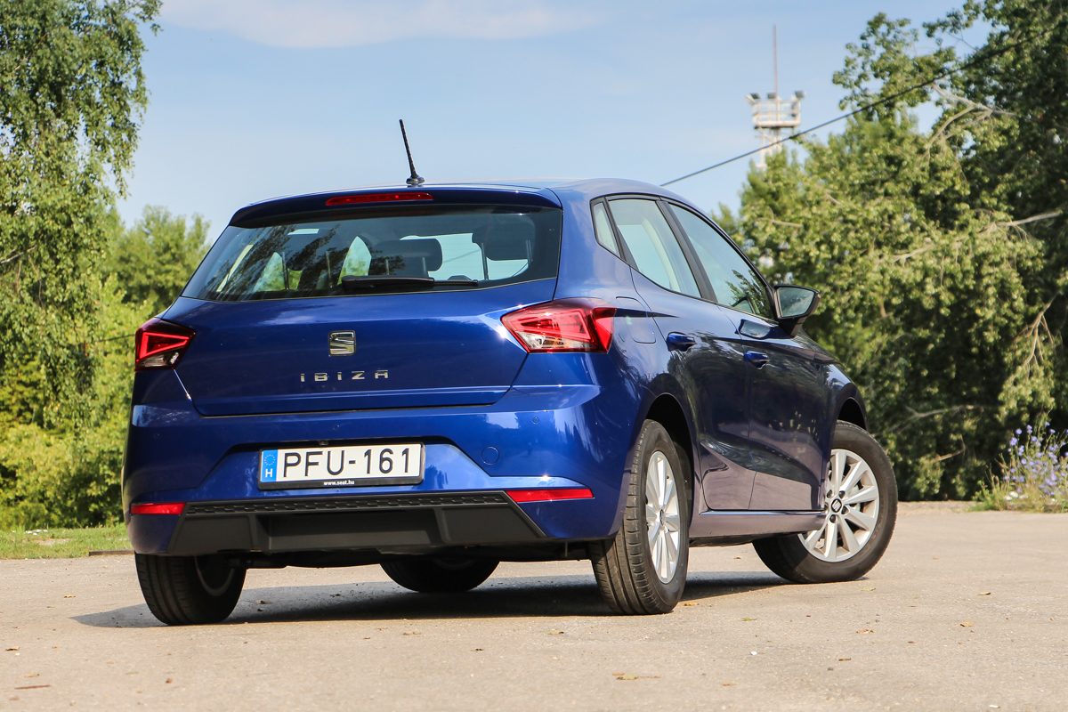 SEAT IBIZA