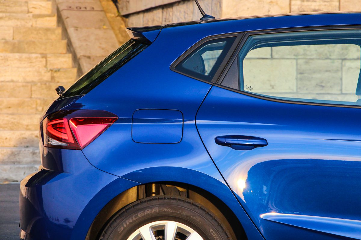 SEAT IBIZA