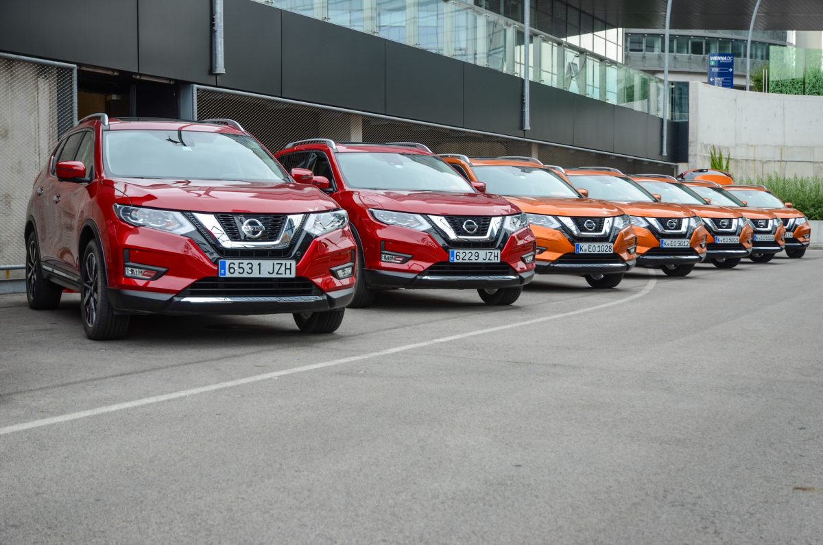 NISSAN X-TRAIL
