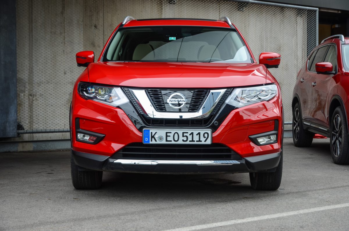 NISSAN X-TRAIL