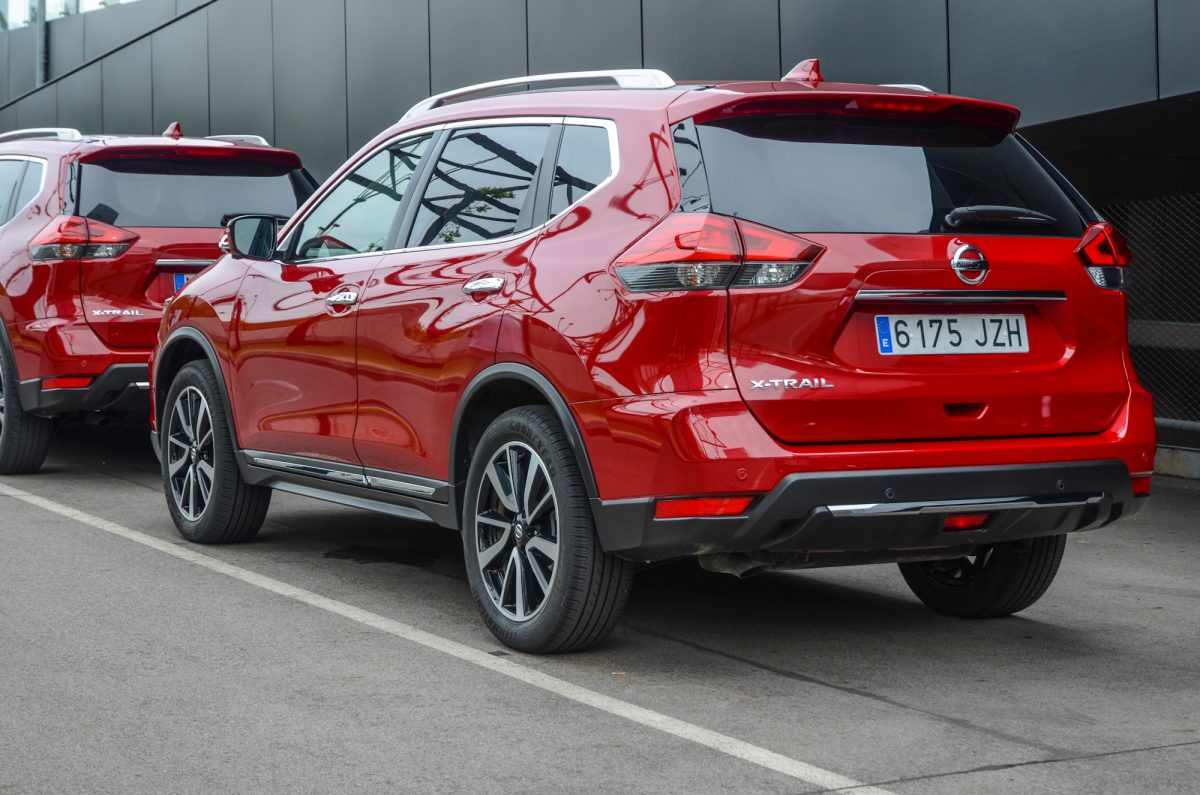 NISSAN X-TRAIL