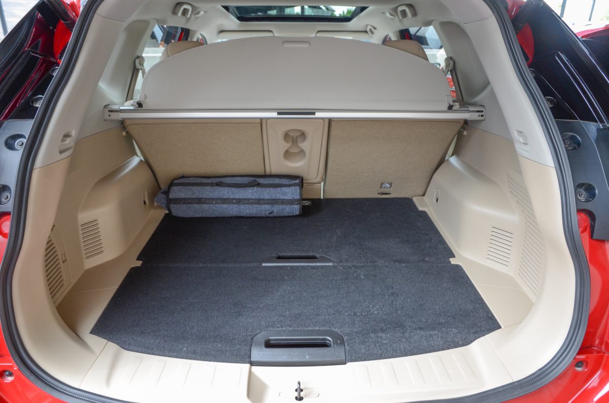 NISSAN X-TRAIL