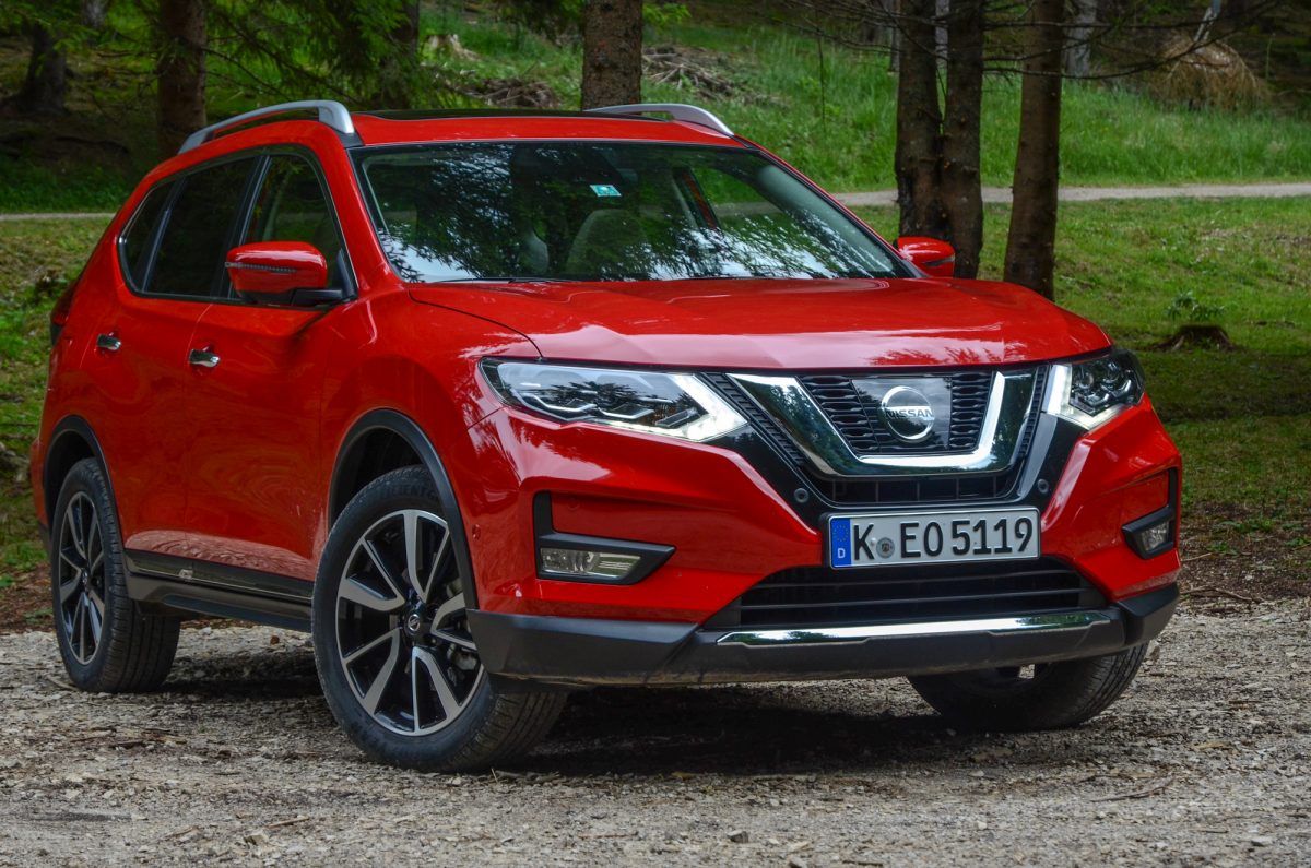 NISSAN X-TRAIL