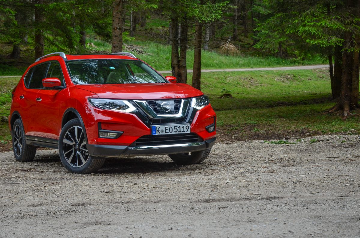 NISSAN X-TRAIL