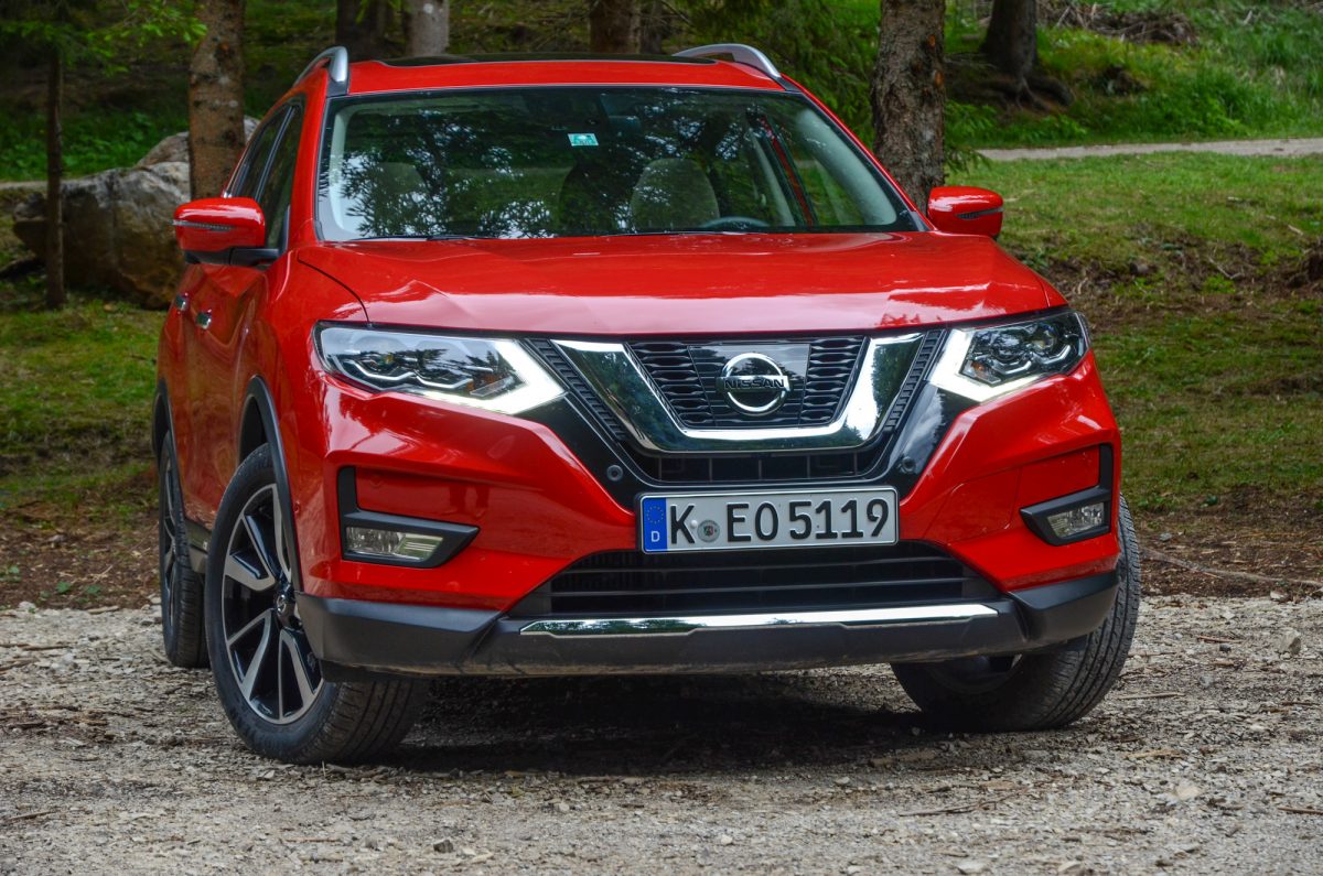 NISSAN X-TRAIL