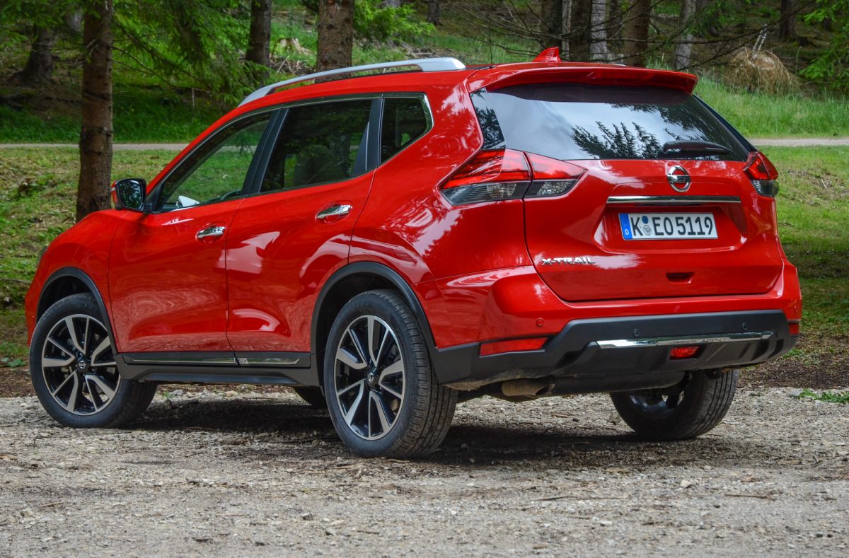 NISSAN X-TRAIL