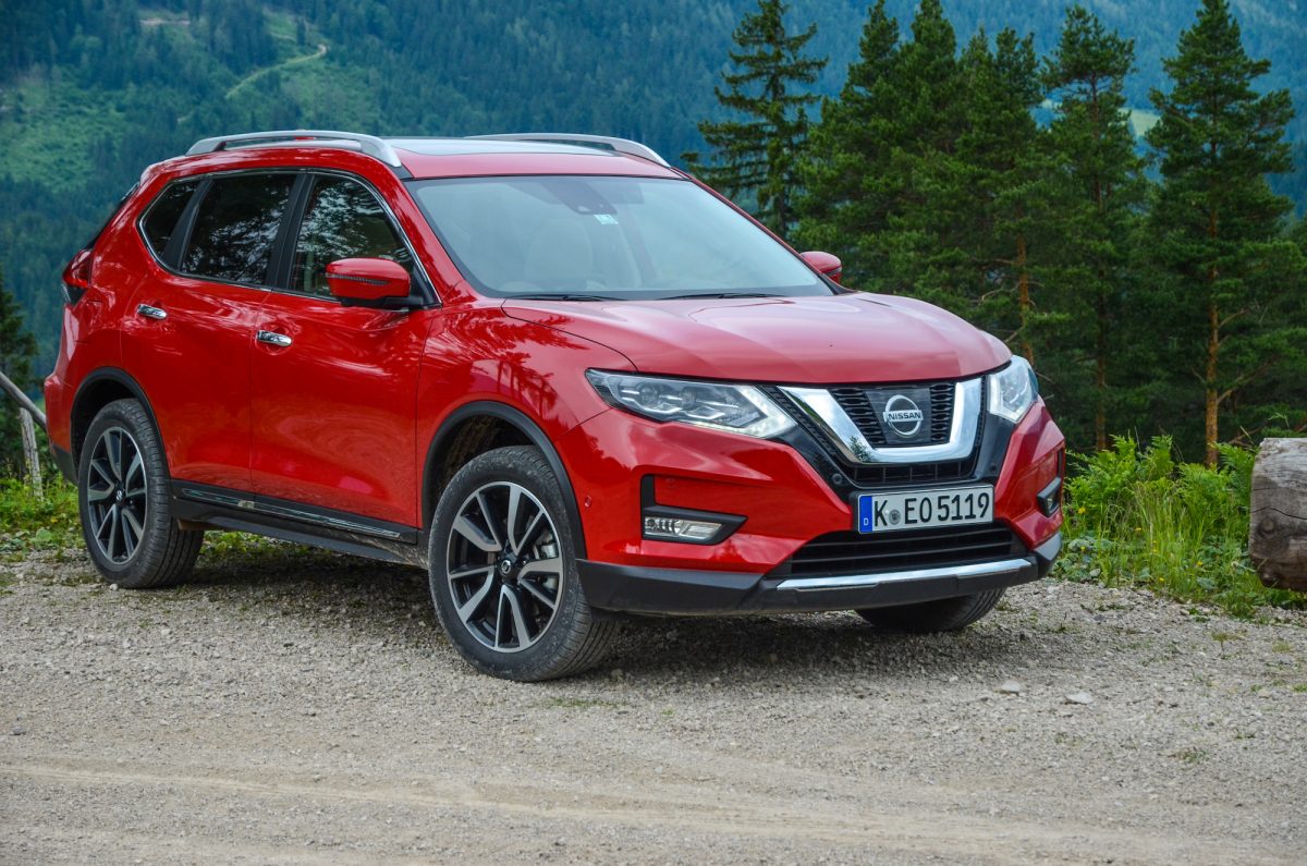 NISSAN X-TRAIL