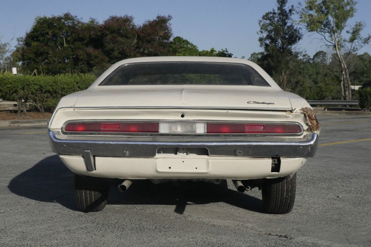 DODGE CHALLENGER