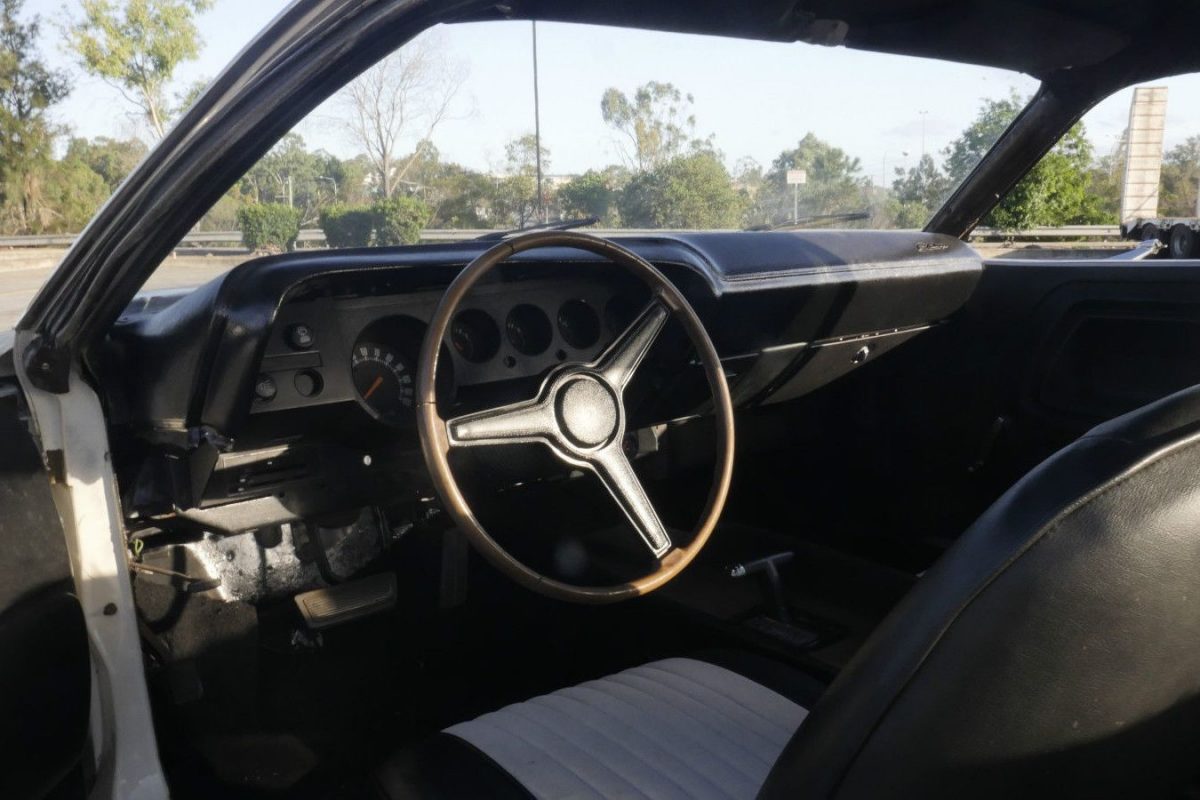 DODGE CHALLENGER