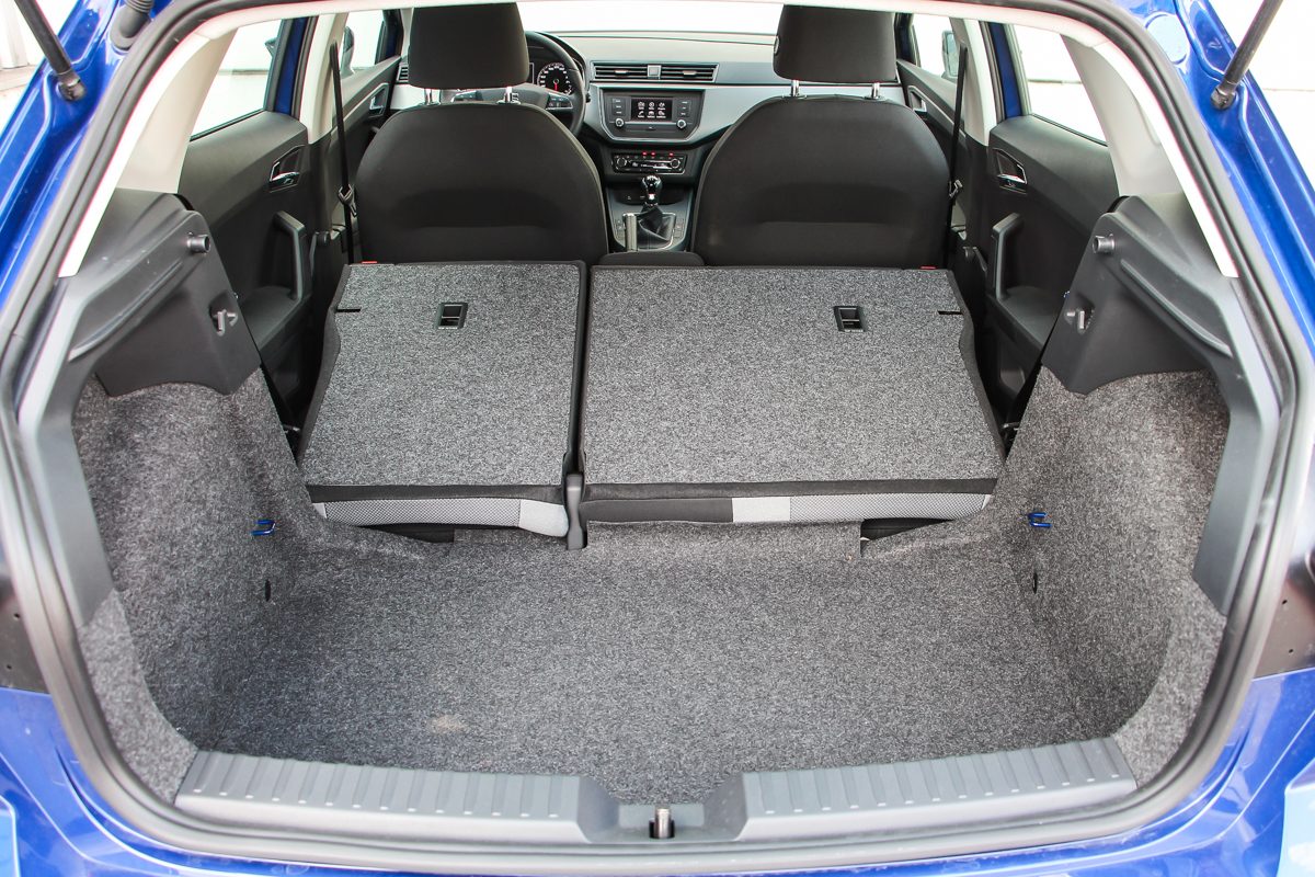 SEAT IBIZA