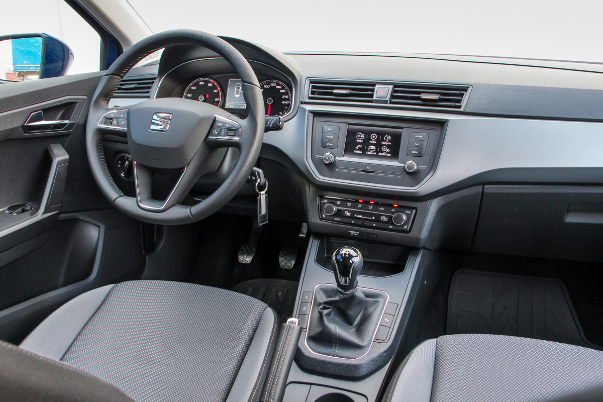 SEAT IBIZA