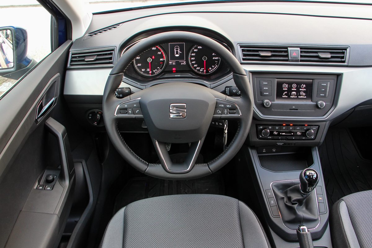 SEAT IBIZA