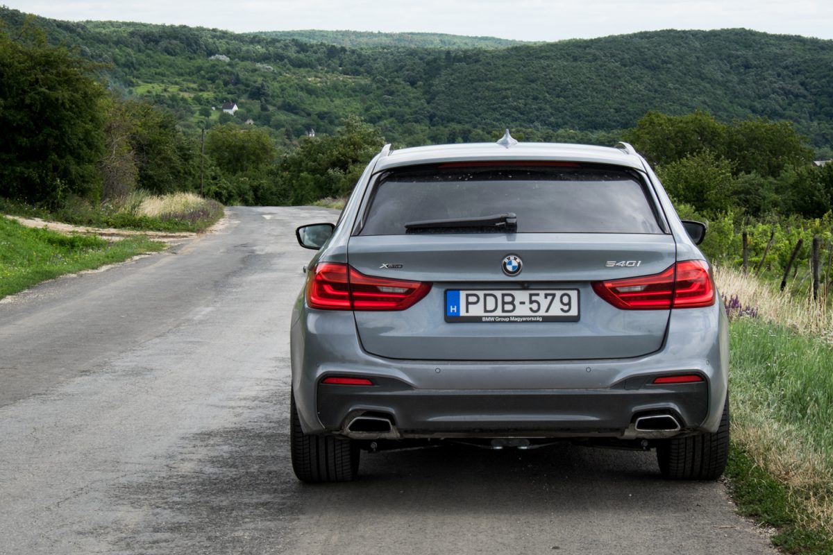 BMW 5-ÖS SOROZAT