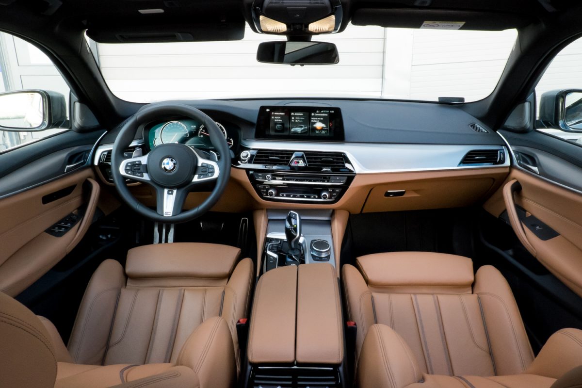 BMW 5-ÖS SOROZAT