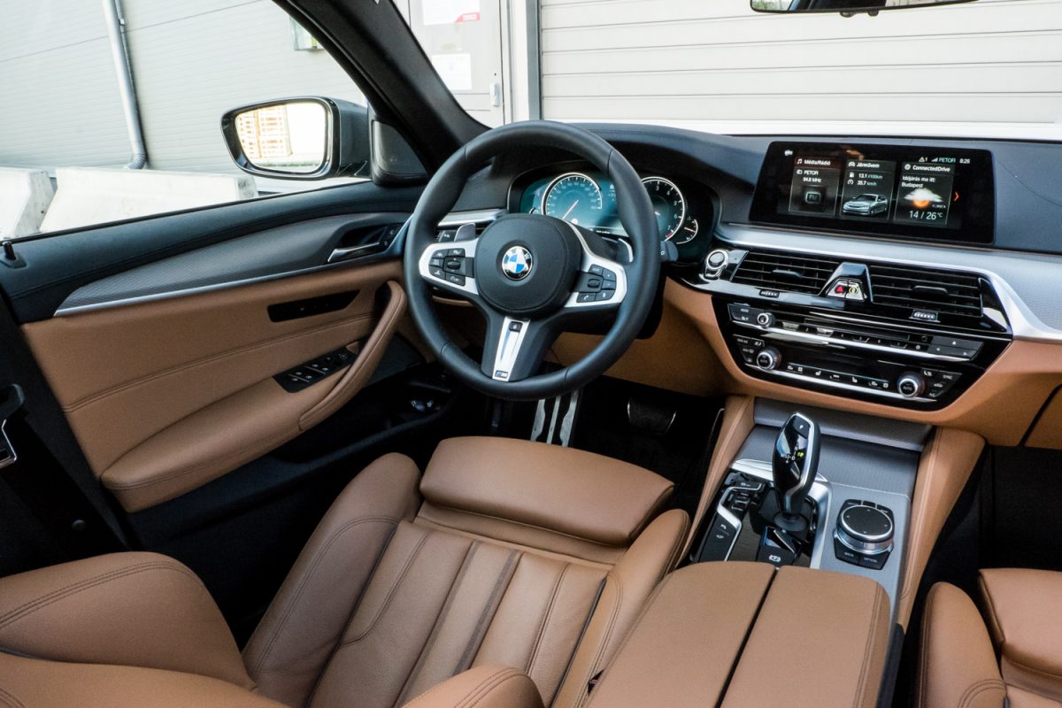 BMW 5-ÖS SOROZAT