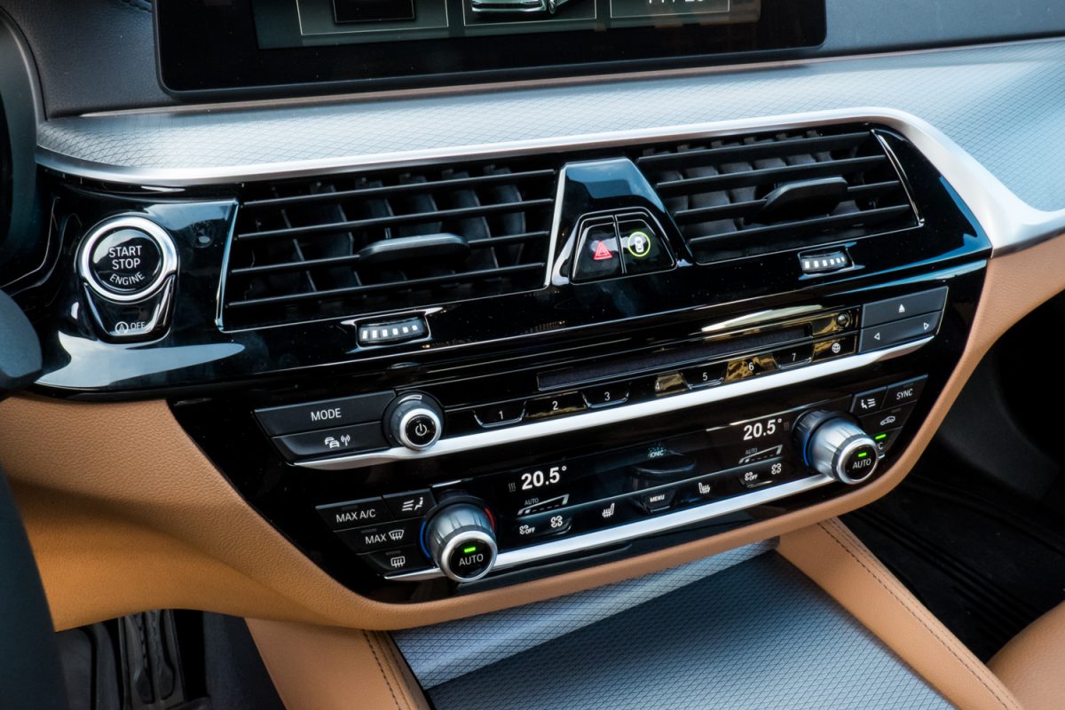 BMW 5-ÖS SOROZAT