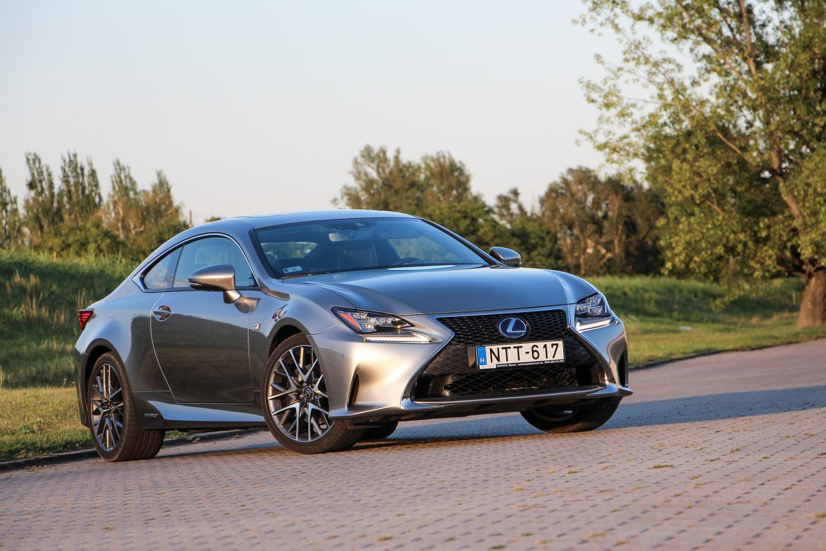 LEXUS RC-F