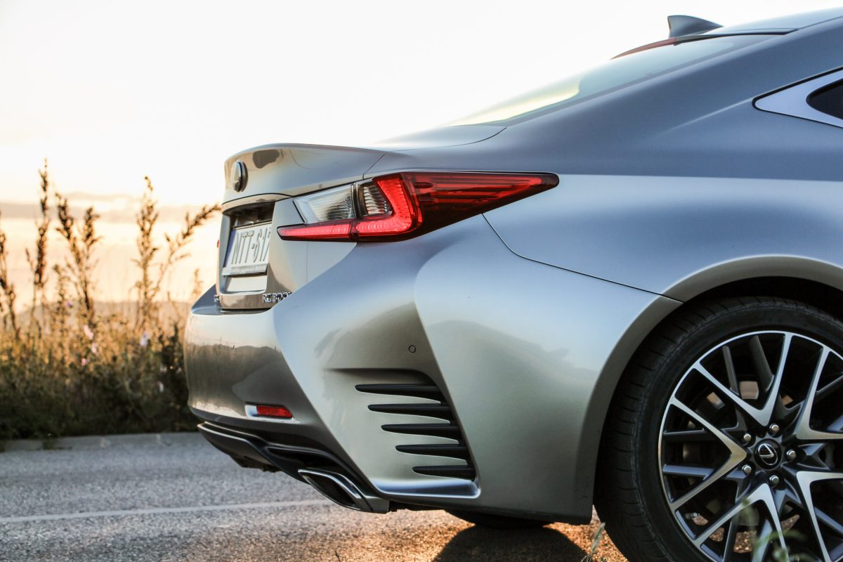 LEXUS RC-F