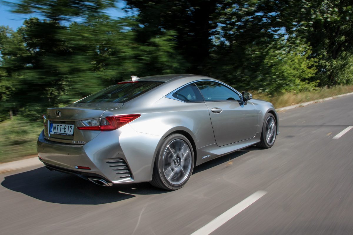 LEXUS RC-F
