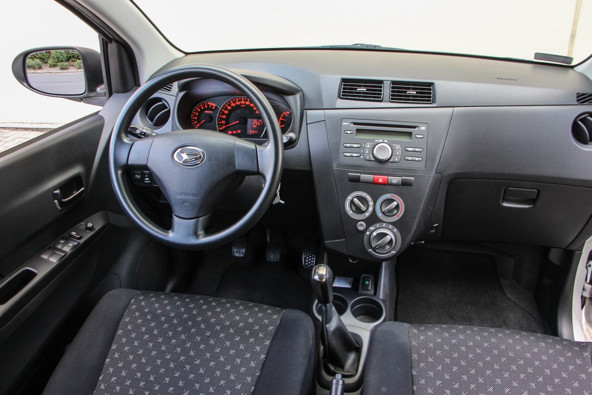 DAIHATSU CUORE
