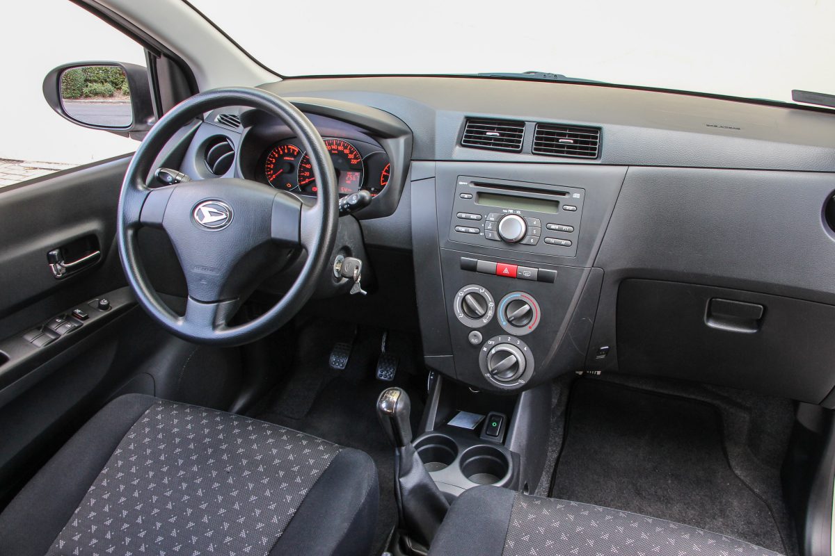DAIHATSU CUORE