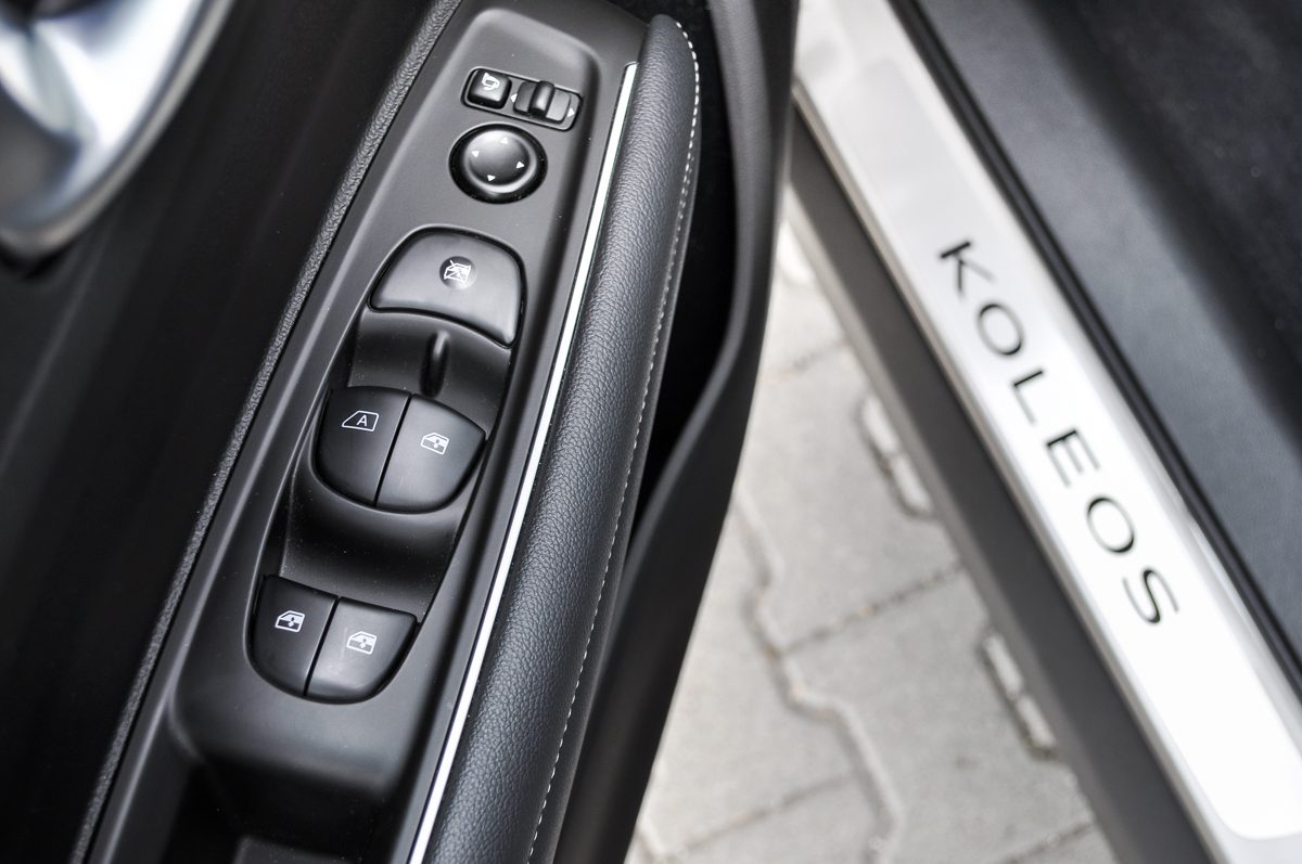 RENAULT KOLEOS