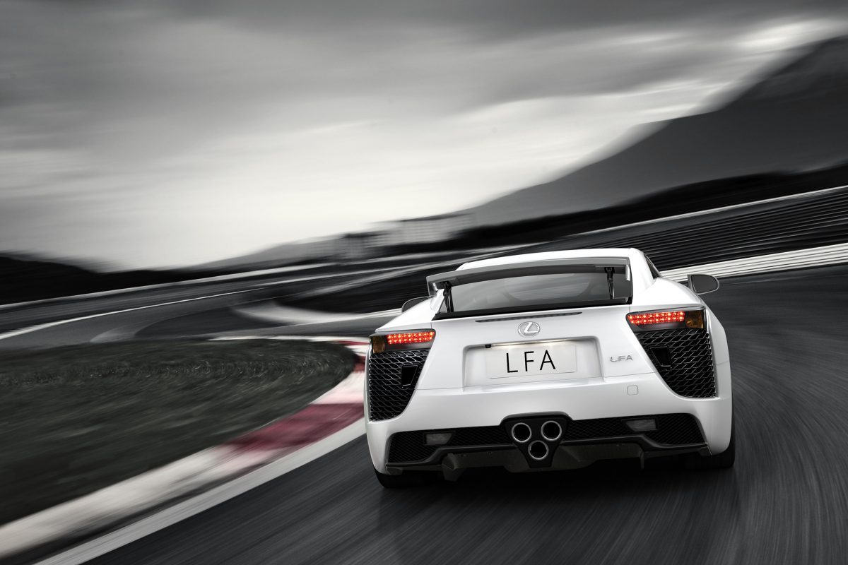 LEXUS