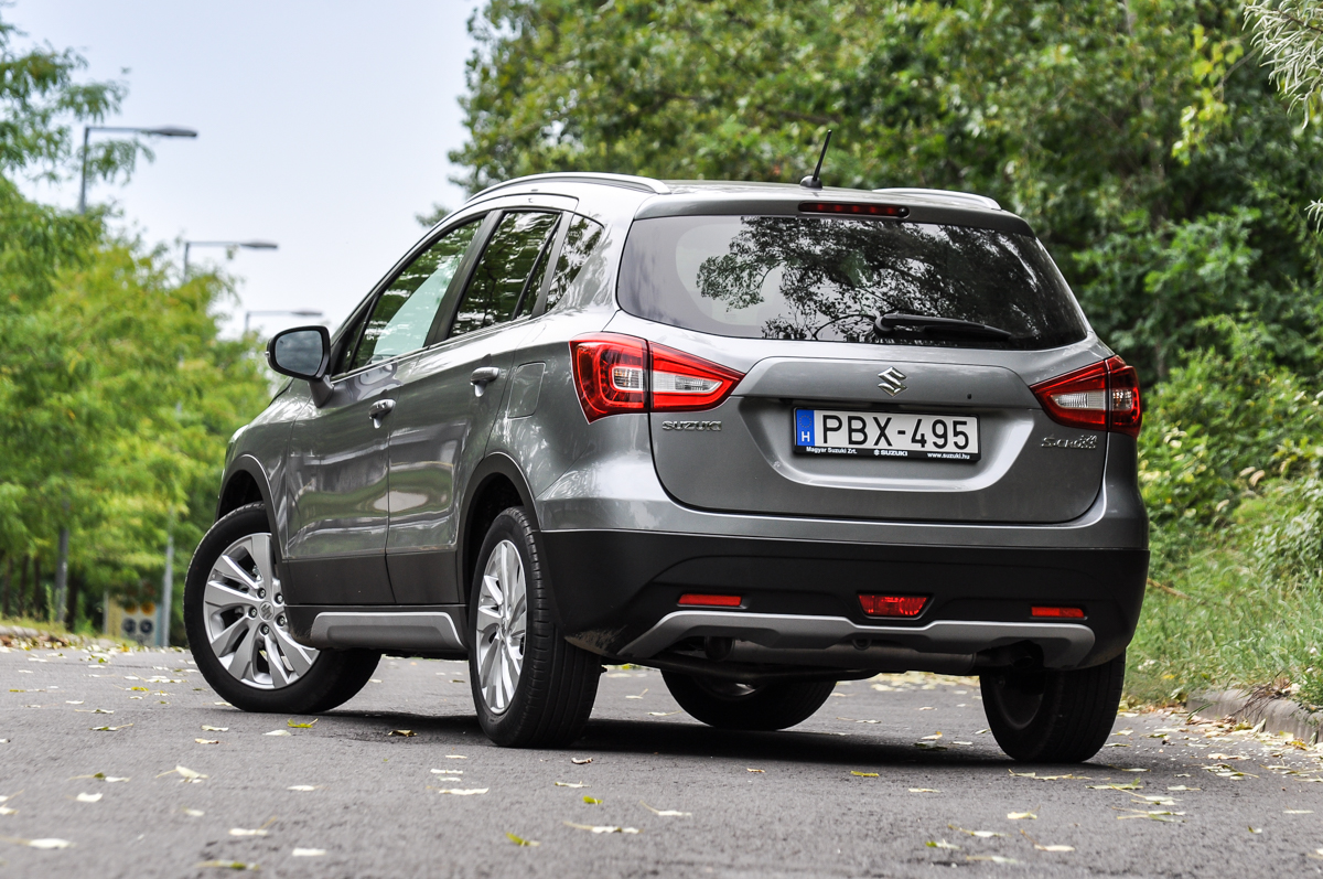 SUZUKI SX4 S-CROSS