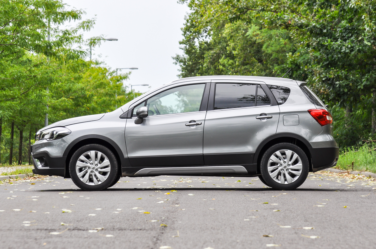 SUZUKI SX4 S-CROSS