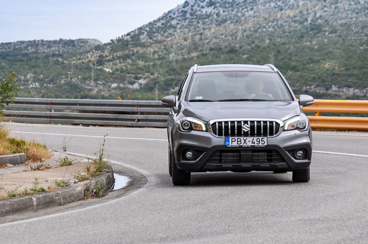 SUZUKI SX4 S-CROSS
