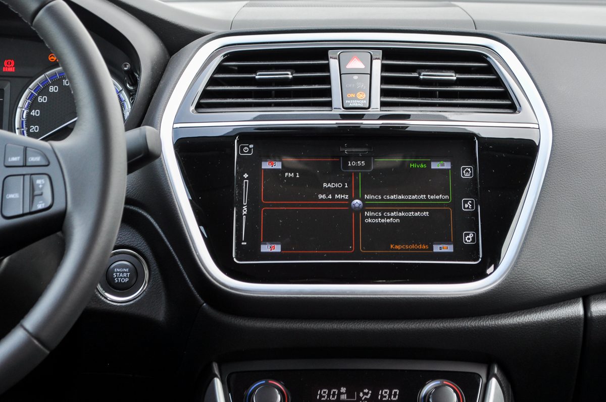 SUZUKI SX4 S-CROSS