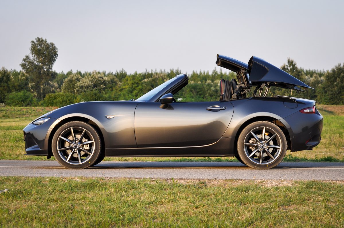 MAZDA MX-5