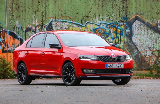 Hengervesztéssel kapott új lámpákat - próbán az új Skoda Rapid