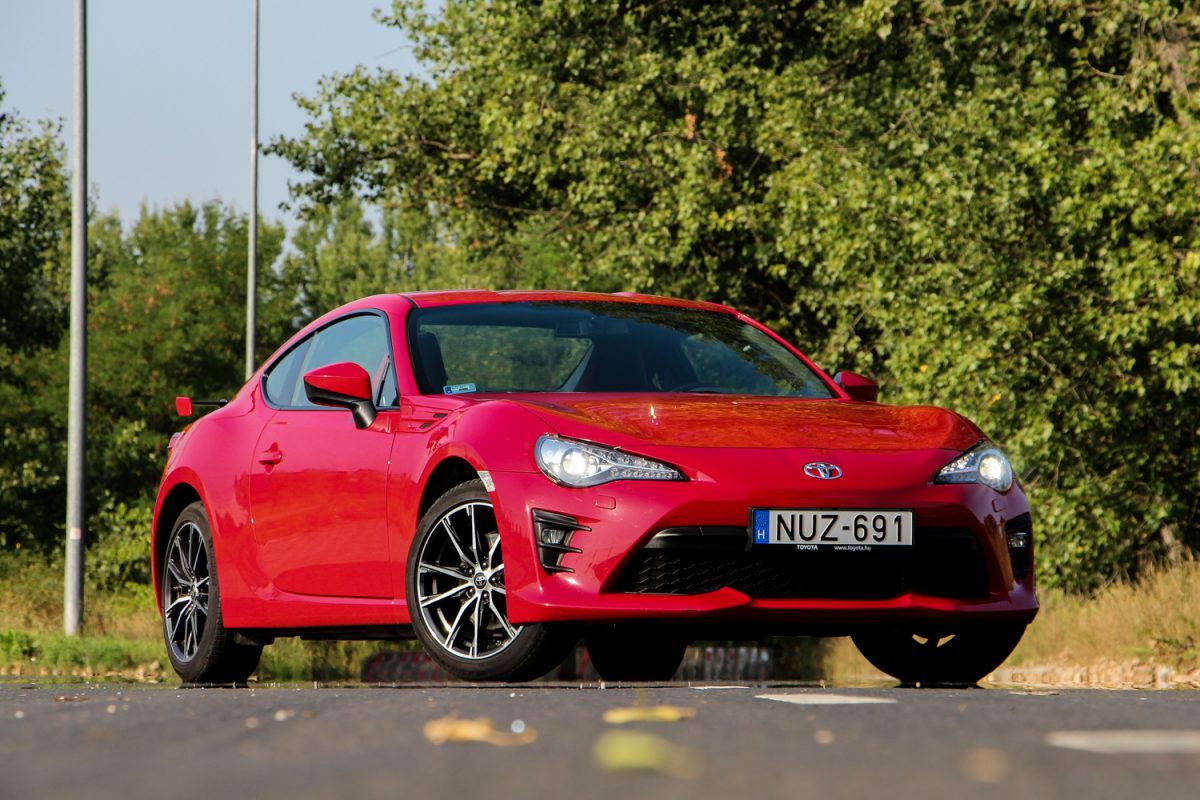 TOYOTA GT86