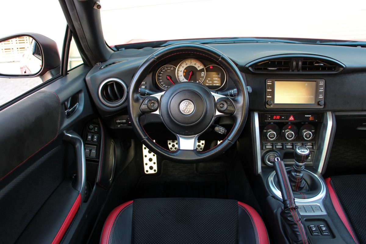 TOYOTA GT86