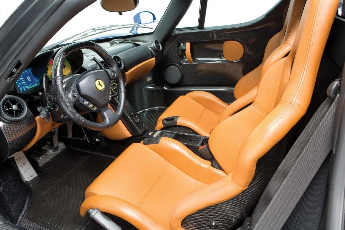FERRARI ENZO