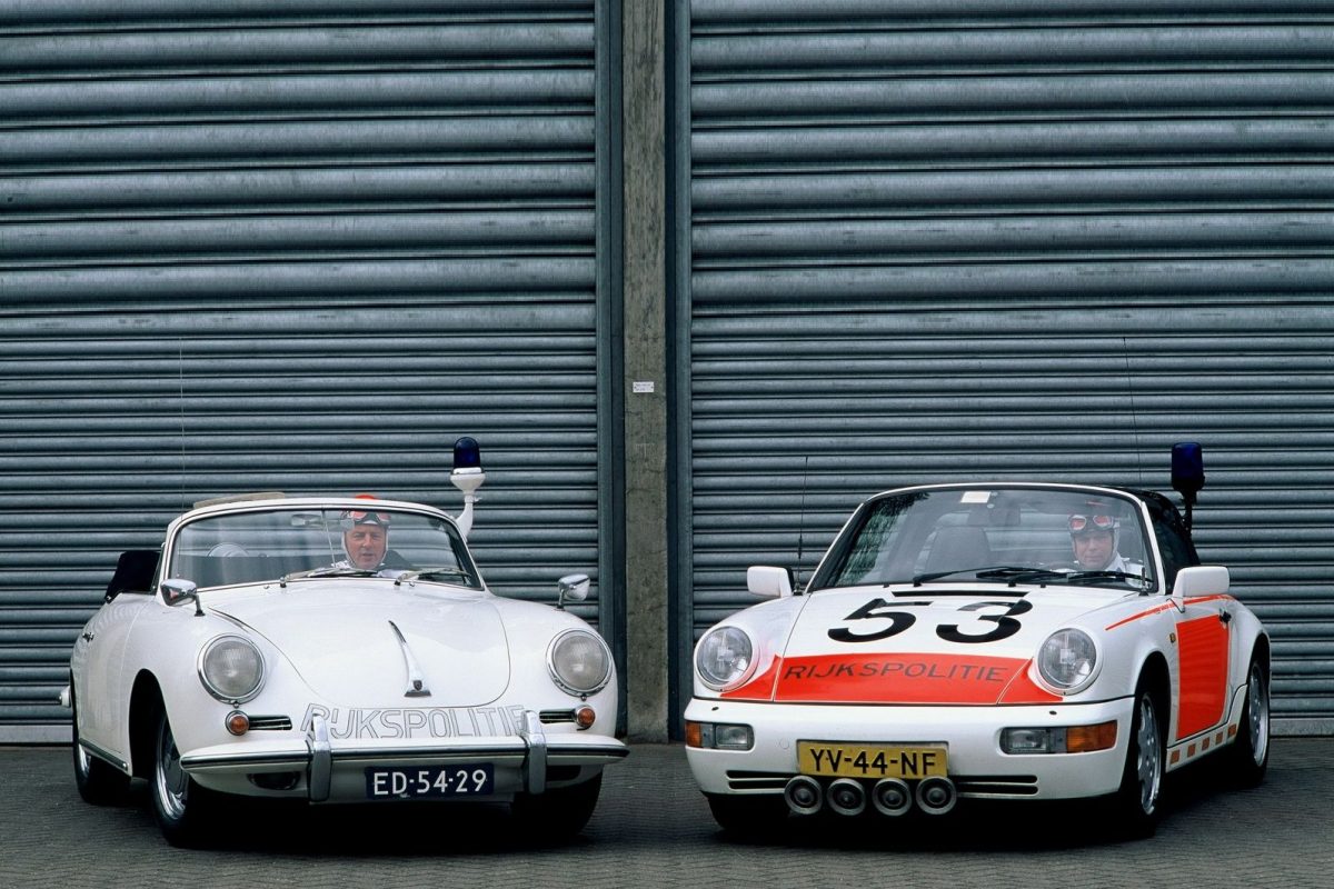 PORSCHE 911