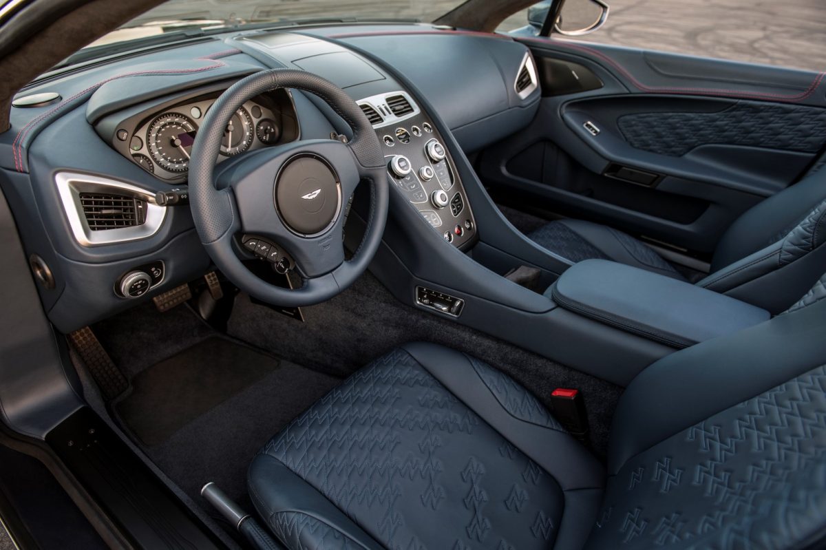 ASTON MARTIN VANQUISH