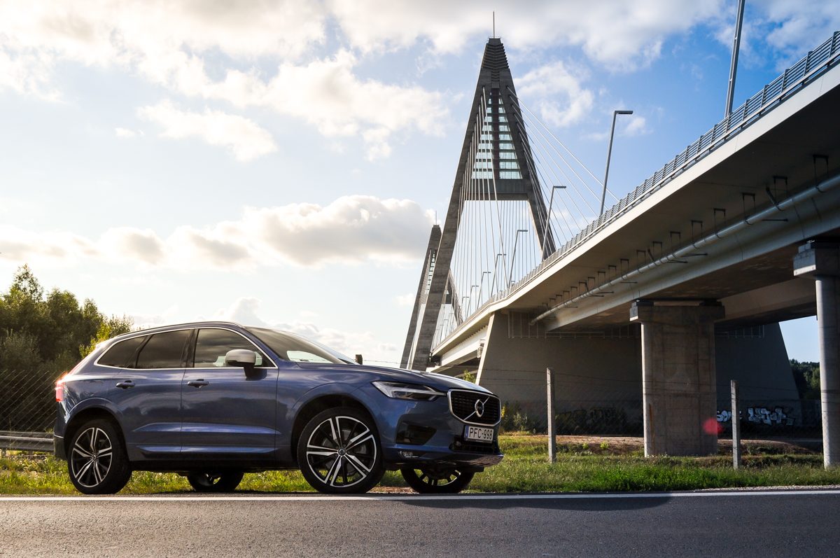 VOLVO XC60
