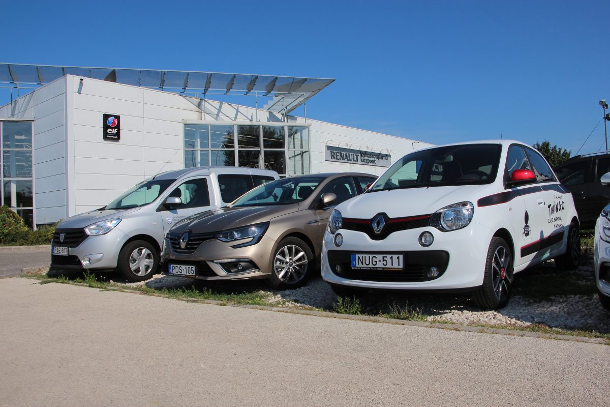 RENAULT