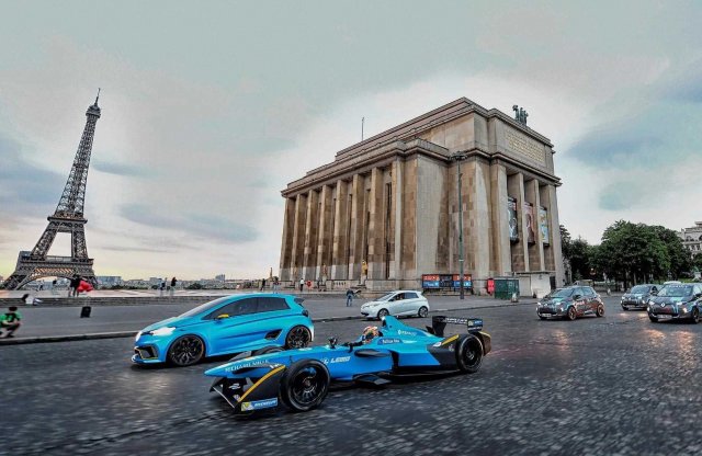 Pár napra Párizs volt a modern autósport fellegvára