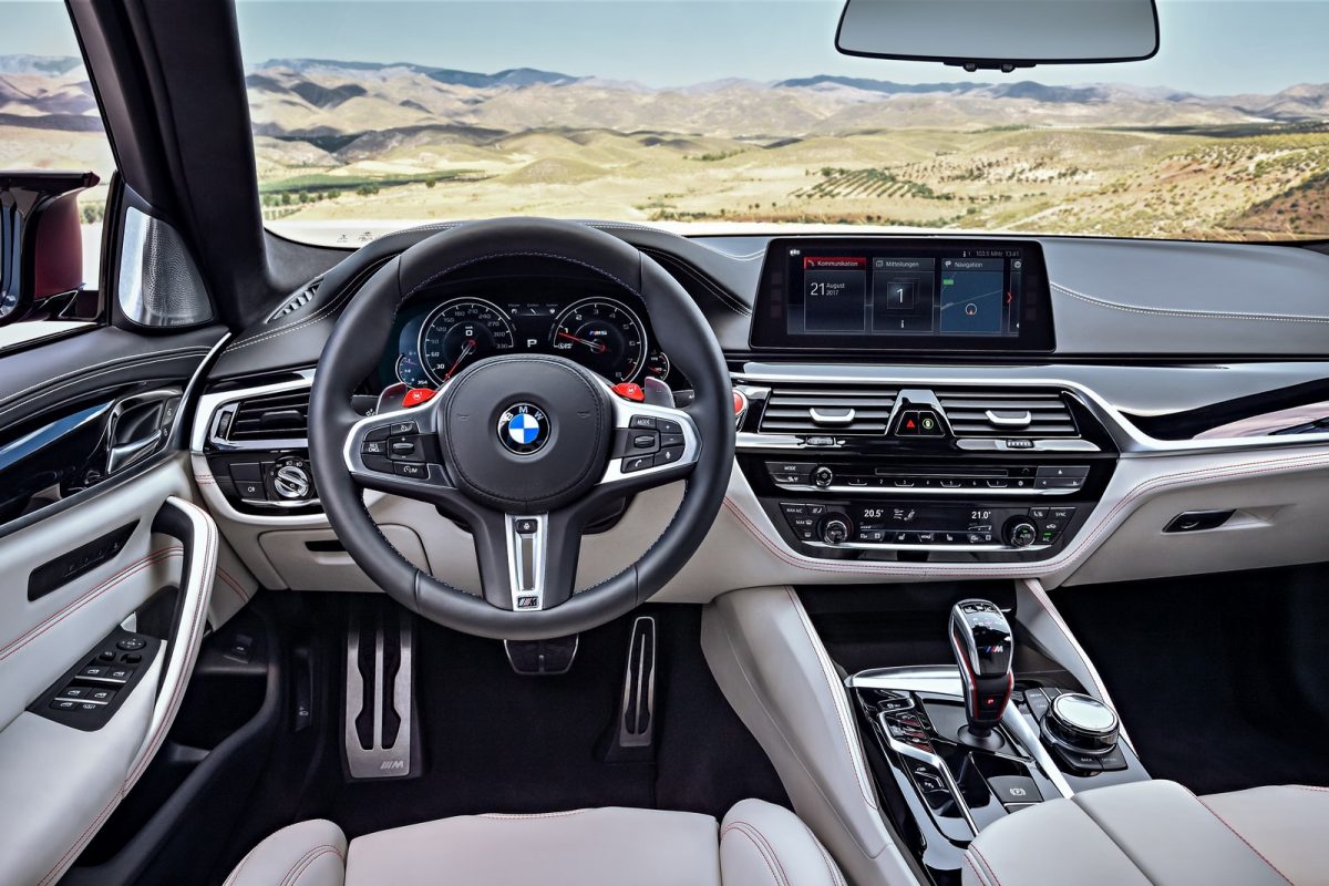 BMW M SOROZAT