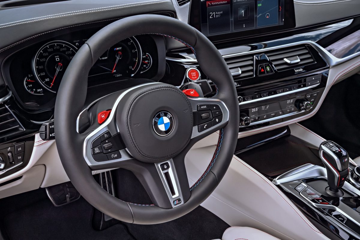 BMW M SOROZAT