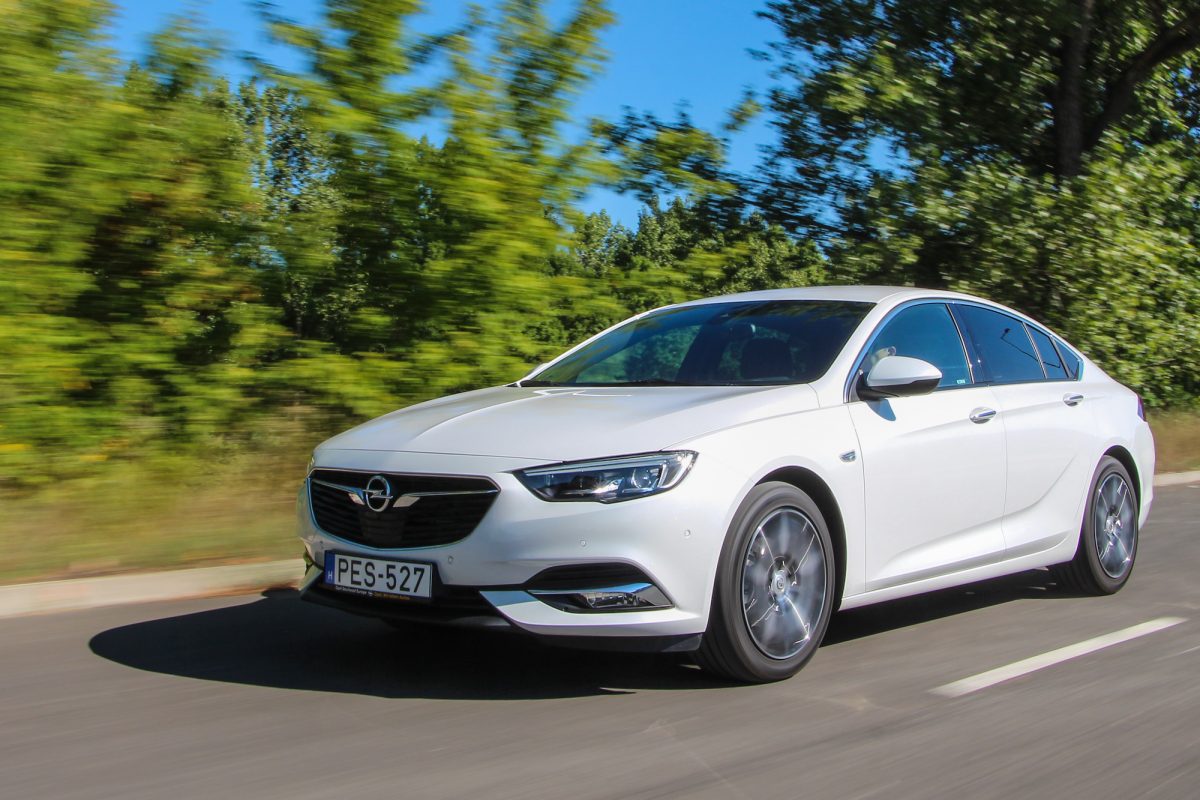 OPEL INSIGNIA