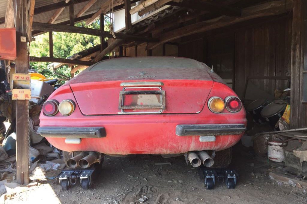 FERRARI 365