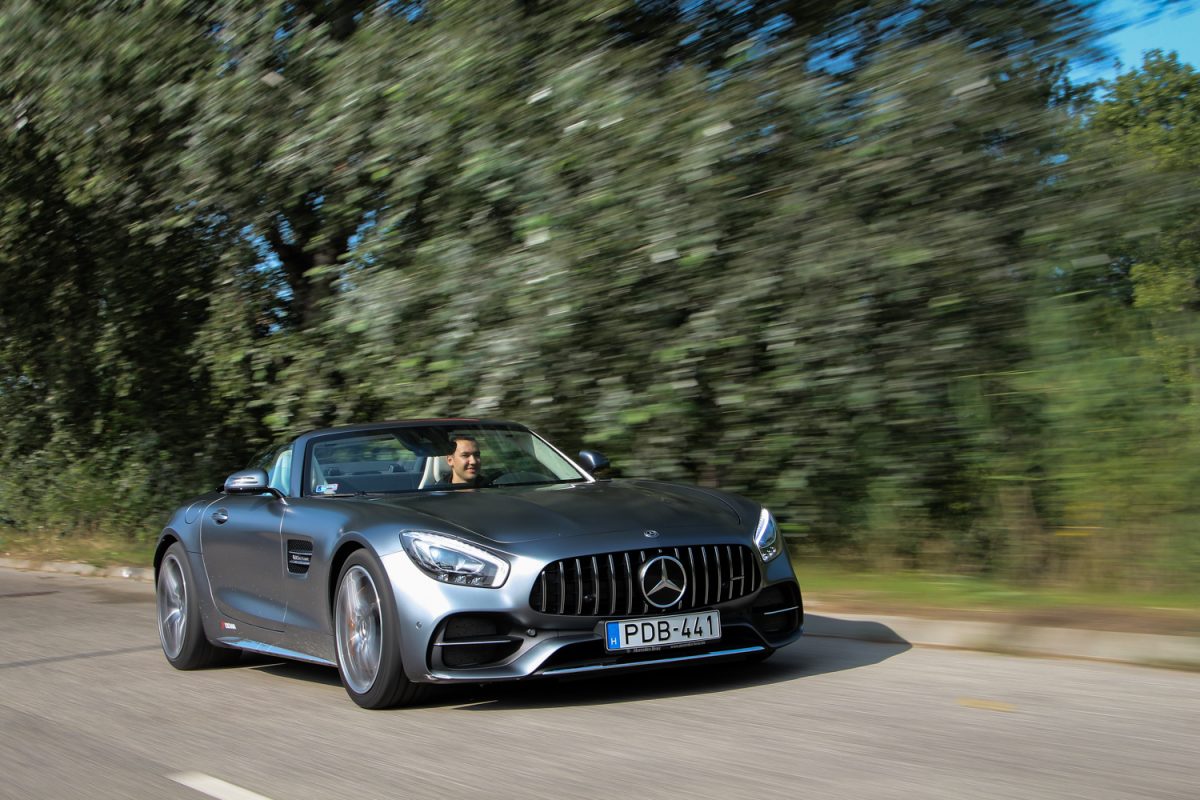 MERCEDES-AMG GT