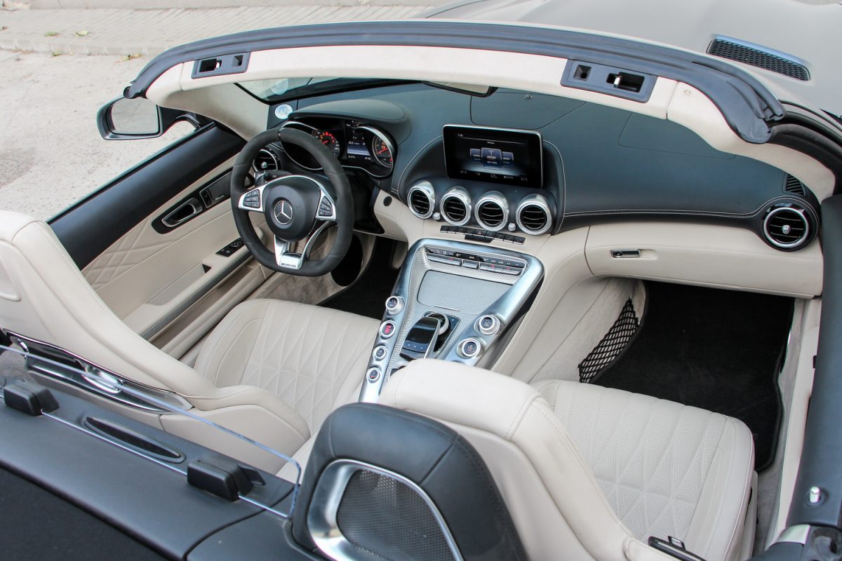MERCEDES-AMG GT