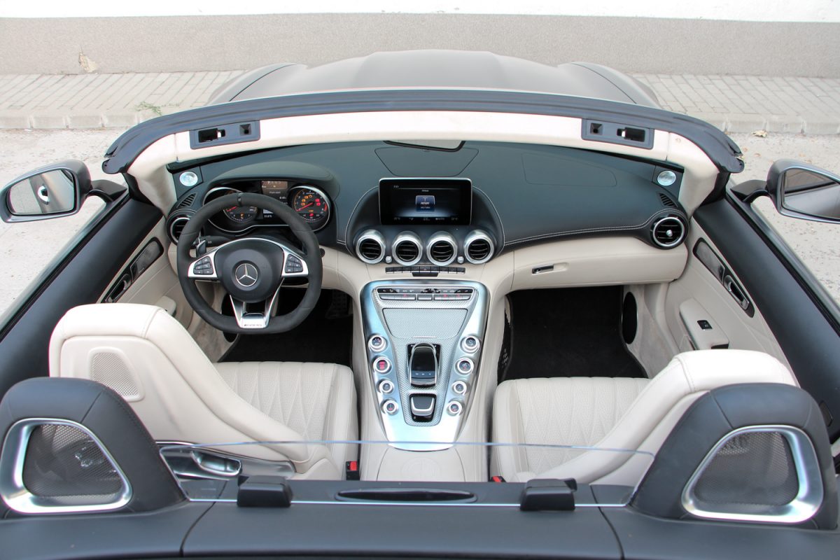 MERCEDES-AMG GT