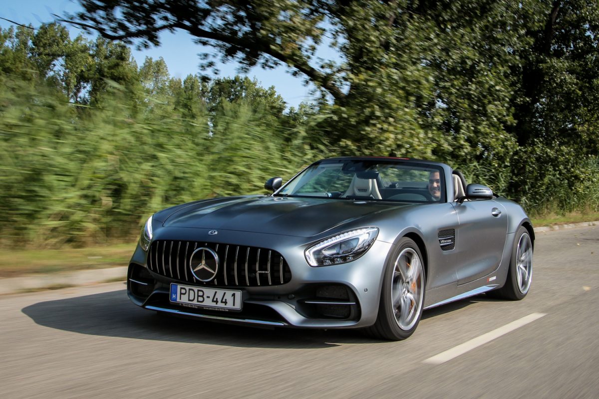 MERCEDES-AMG GT