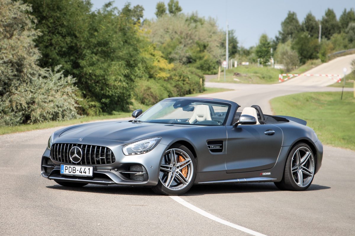 MERCEDES-AMG GT